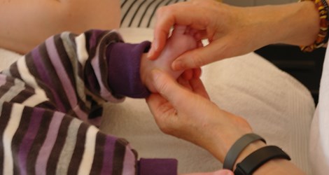Søvn i stedet for mavekneb